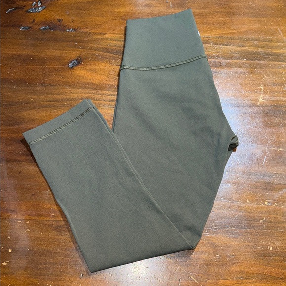 NEW LULULEMON HIGH WAISTED WUNDER UNDER LEGGINGS🌸 - Picture 7 of 12